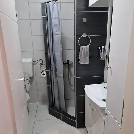 Stan Na Dan Mitrovic Apartment